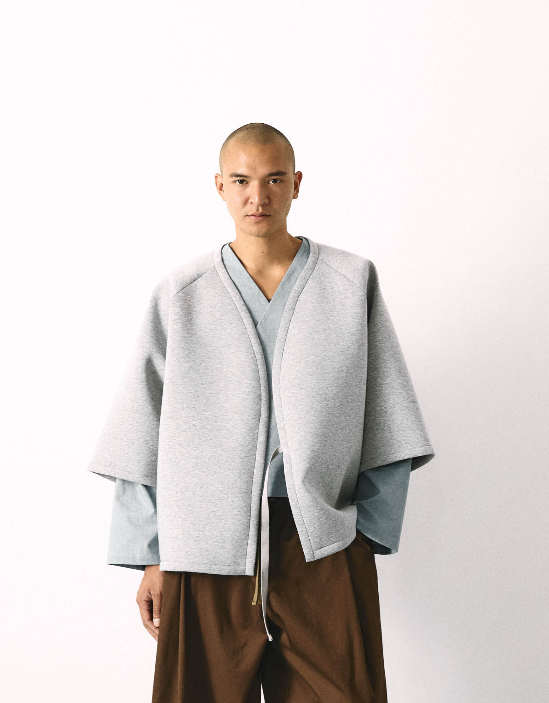 KIMONO_CHAPTER_4_LIGHT_GREY72.