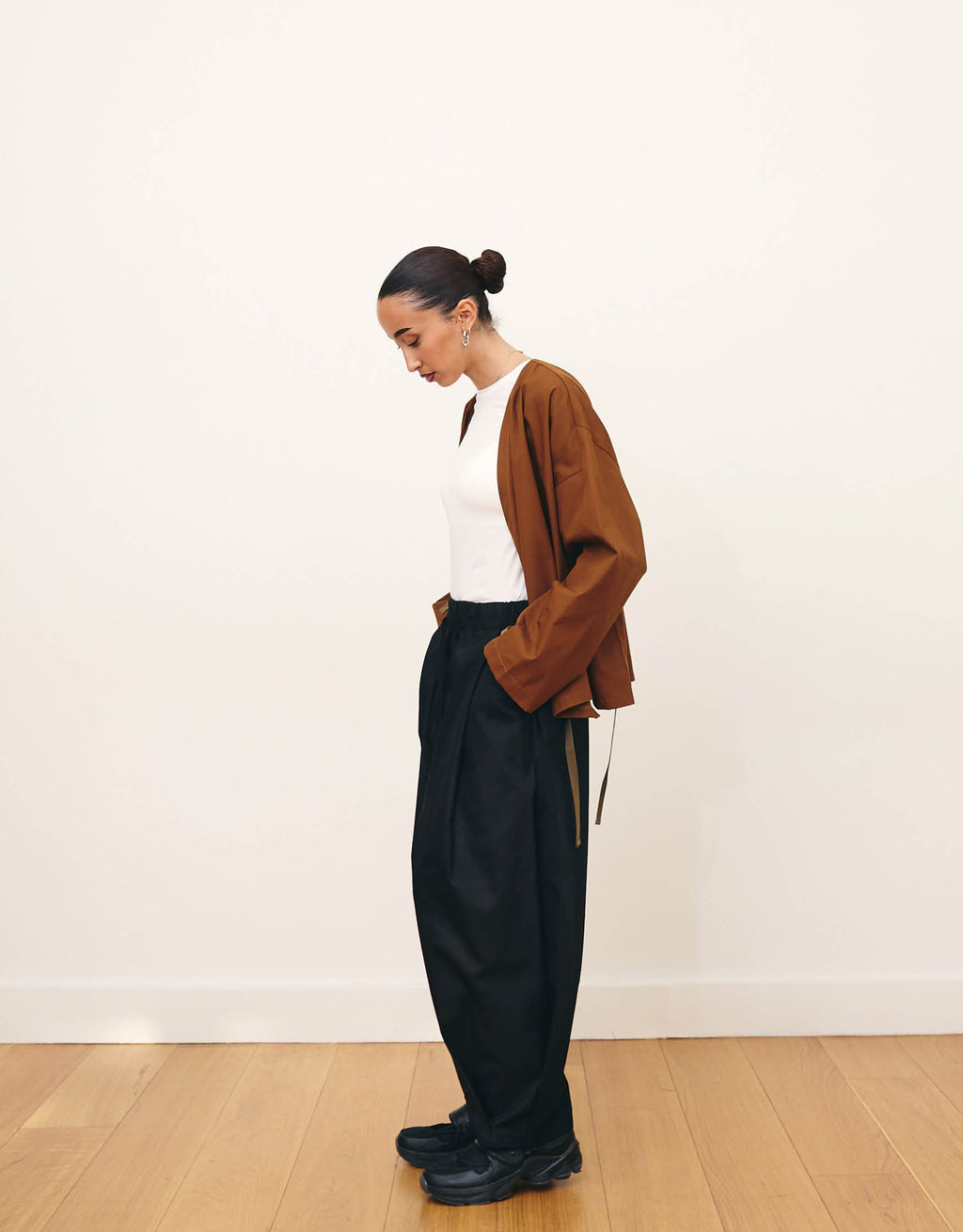 CURVED PANTS CHAPTER 4 _ BLACK