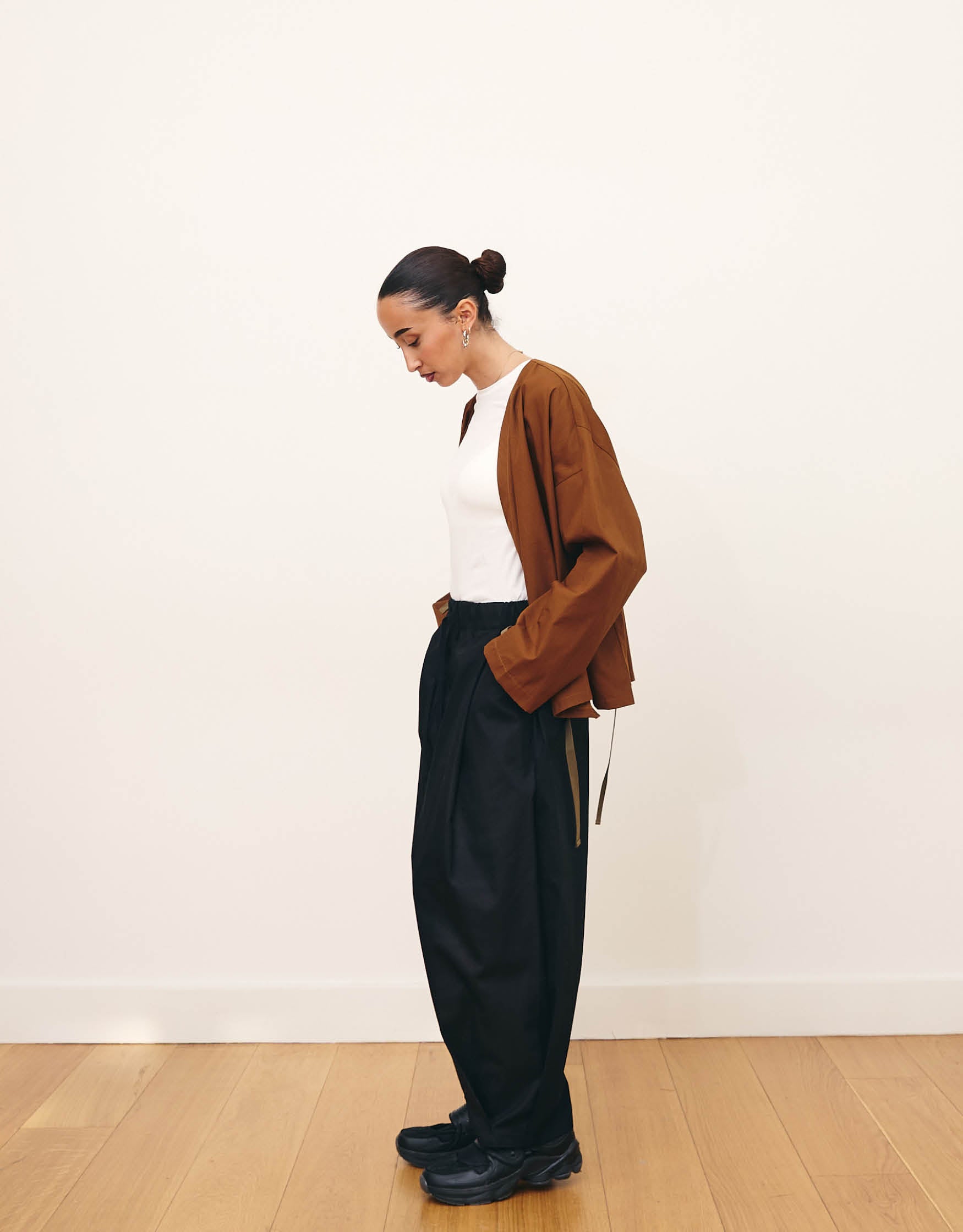 CURVED PANTS CHAPTER 4 _ BLACK