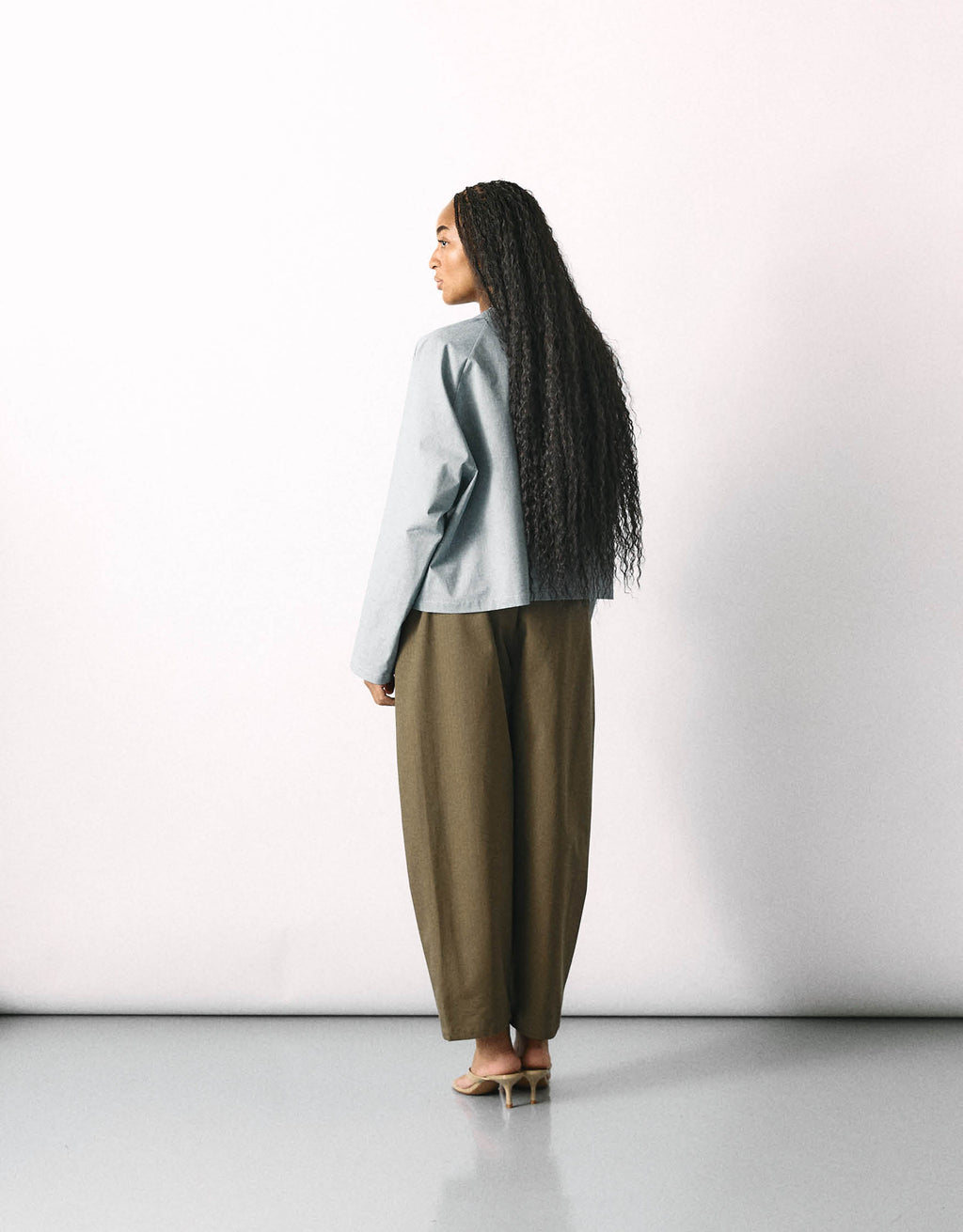 CROPPED SHIRT CHAPTER 4