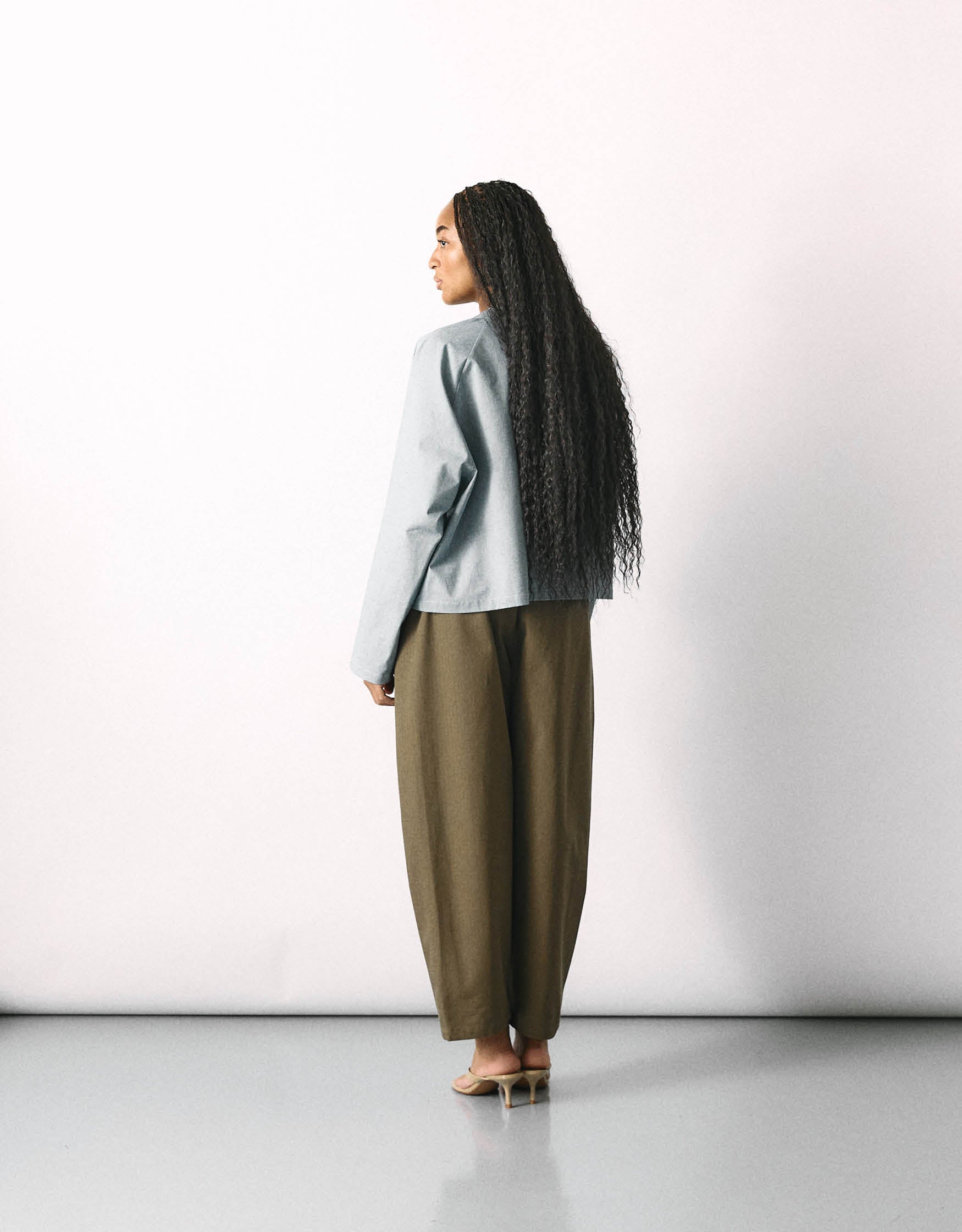 CROPPED SHIRT CHAPTER 4