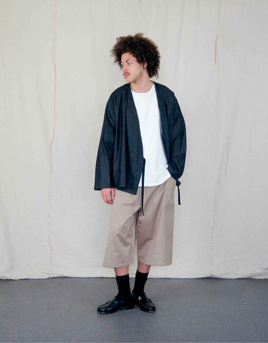 LONG SHORTS CHAPTER 1 _ BEIGE