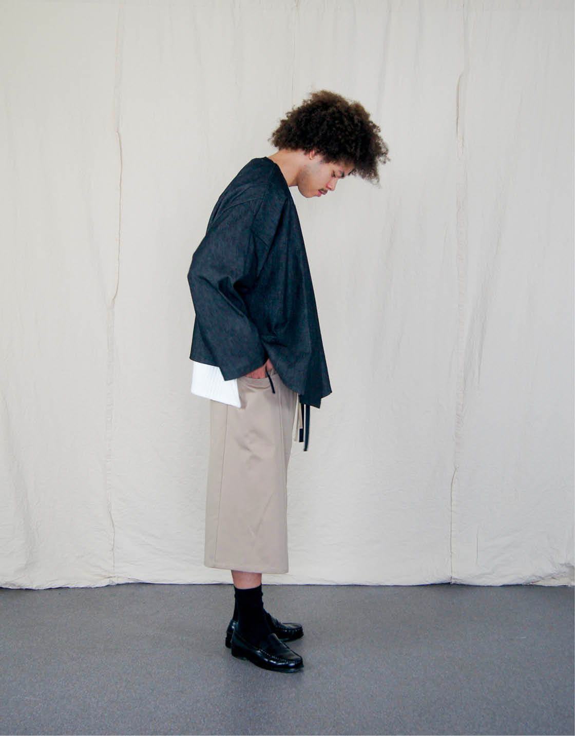 LONG SHORTS CHAPTER 1 _ BEIGE