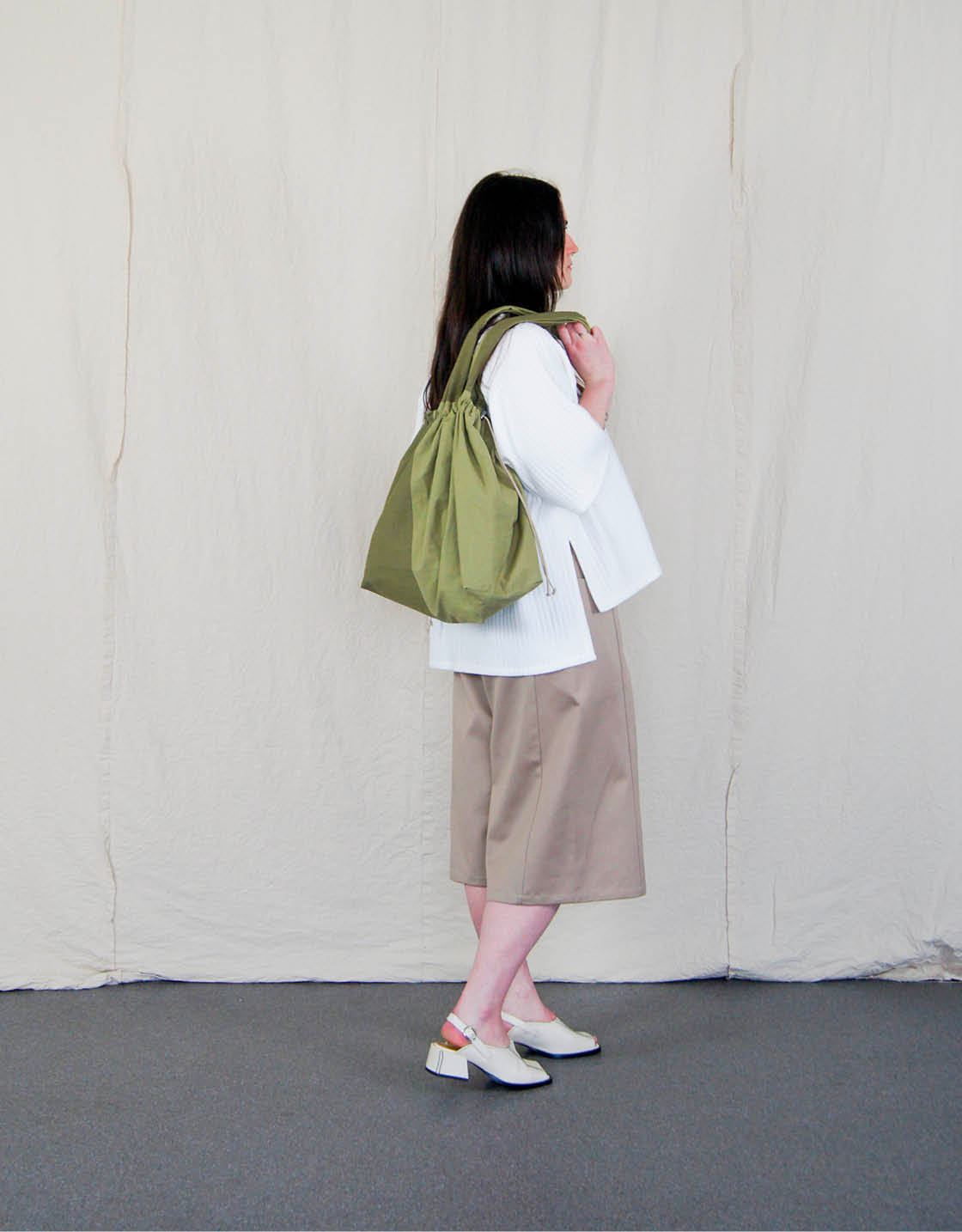 LONG SHORTS CHAPTER 1 _ BEIGE