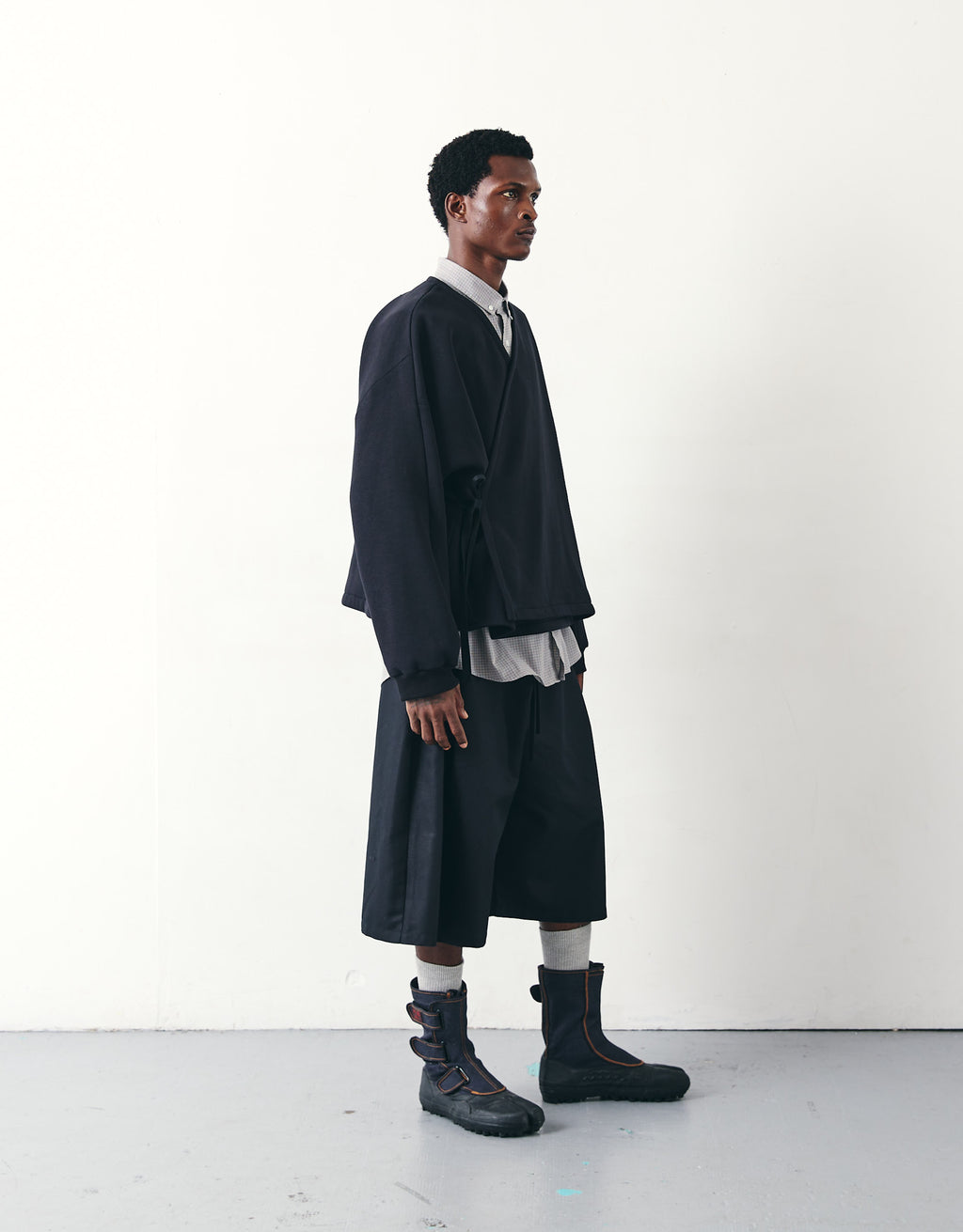 LONG SHORTS CHAPTER 2 _ BLACK