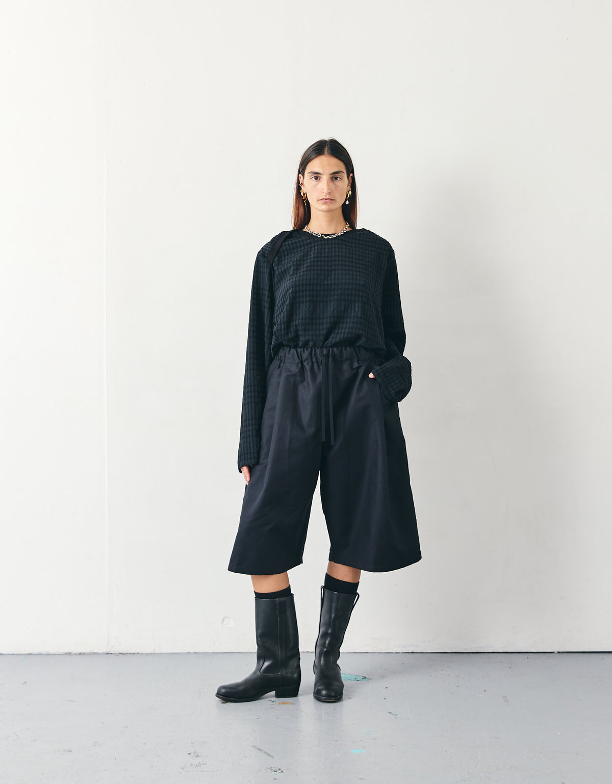 LONG SHORTS CHAPTER 2 _ BLACK