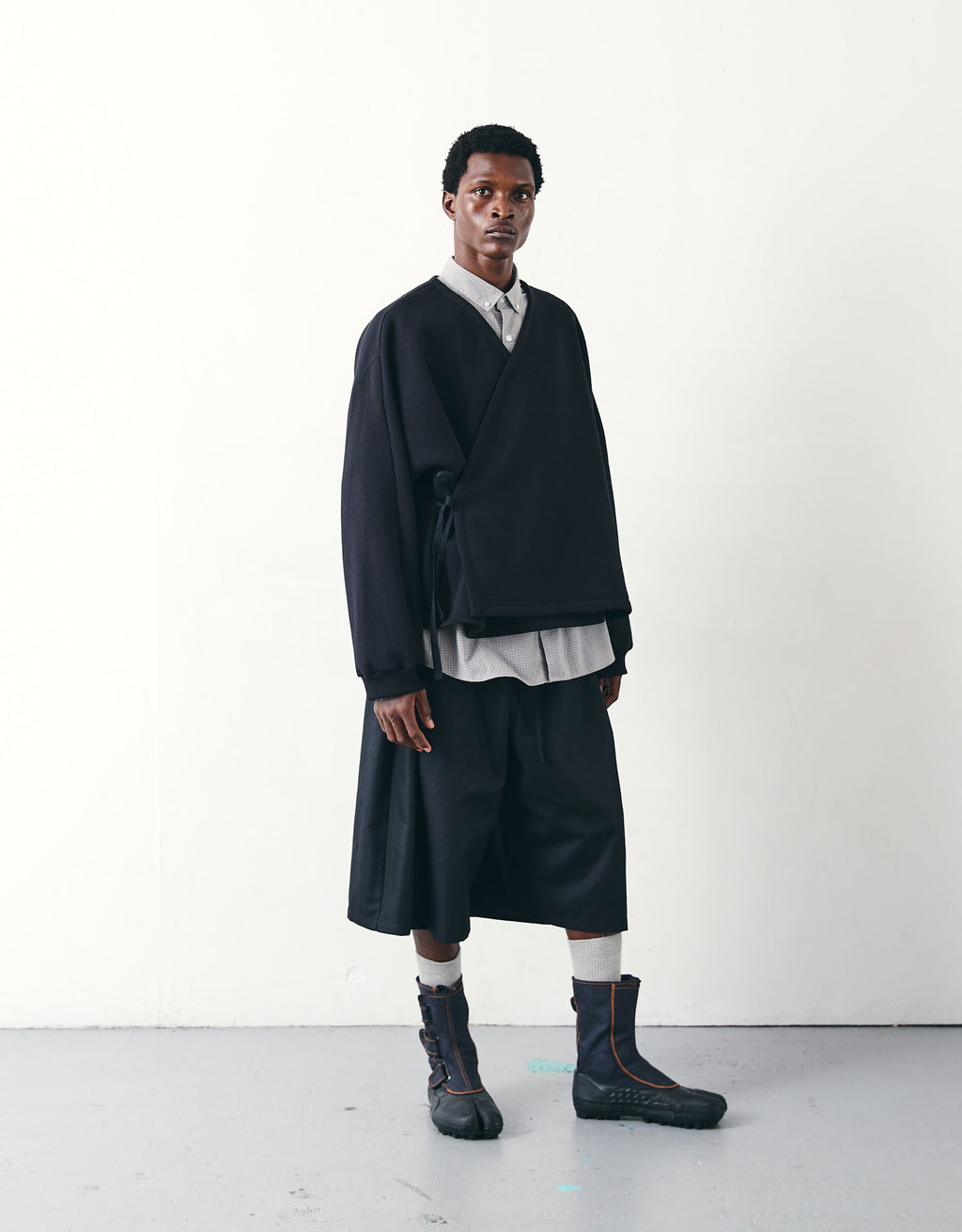 LONG SHORTS CHAPTER 2 _ BLACK