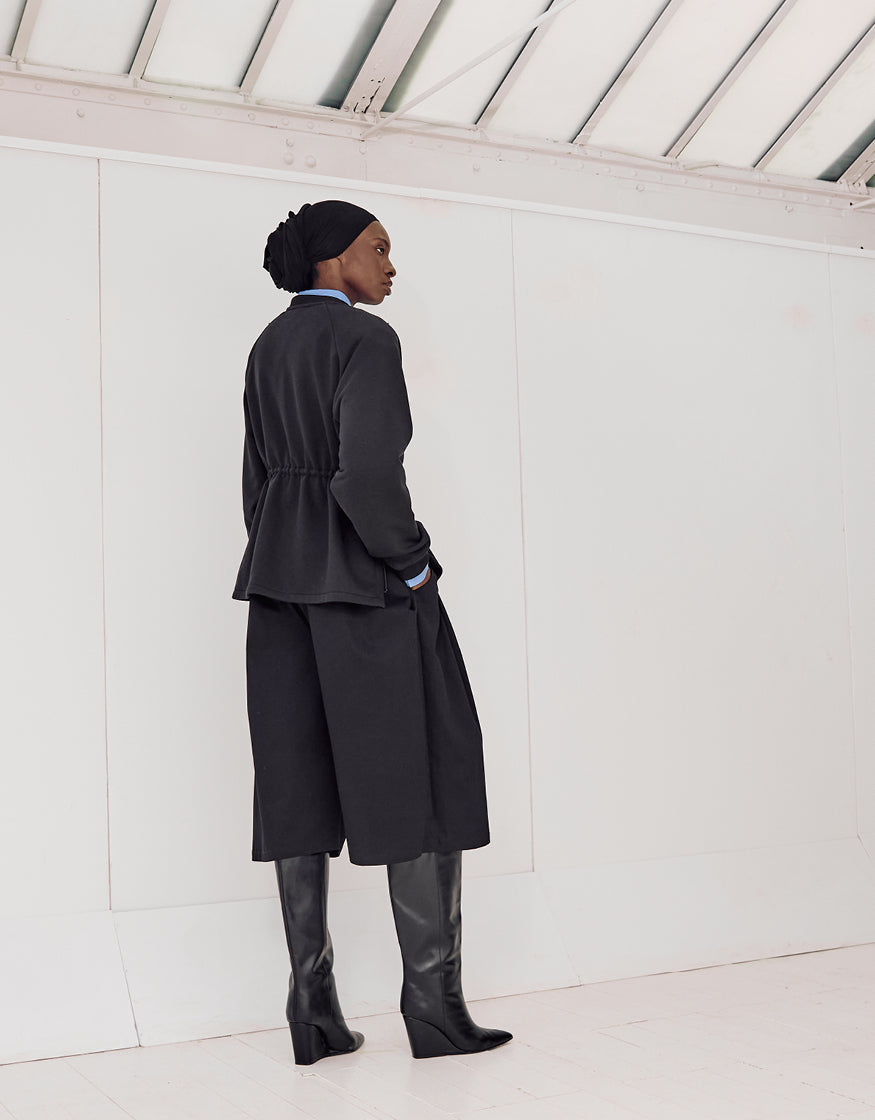 SHORT LONG CHAPITRE 2 _ NOIR