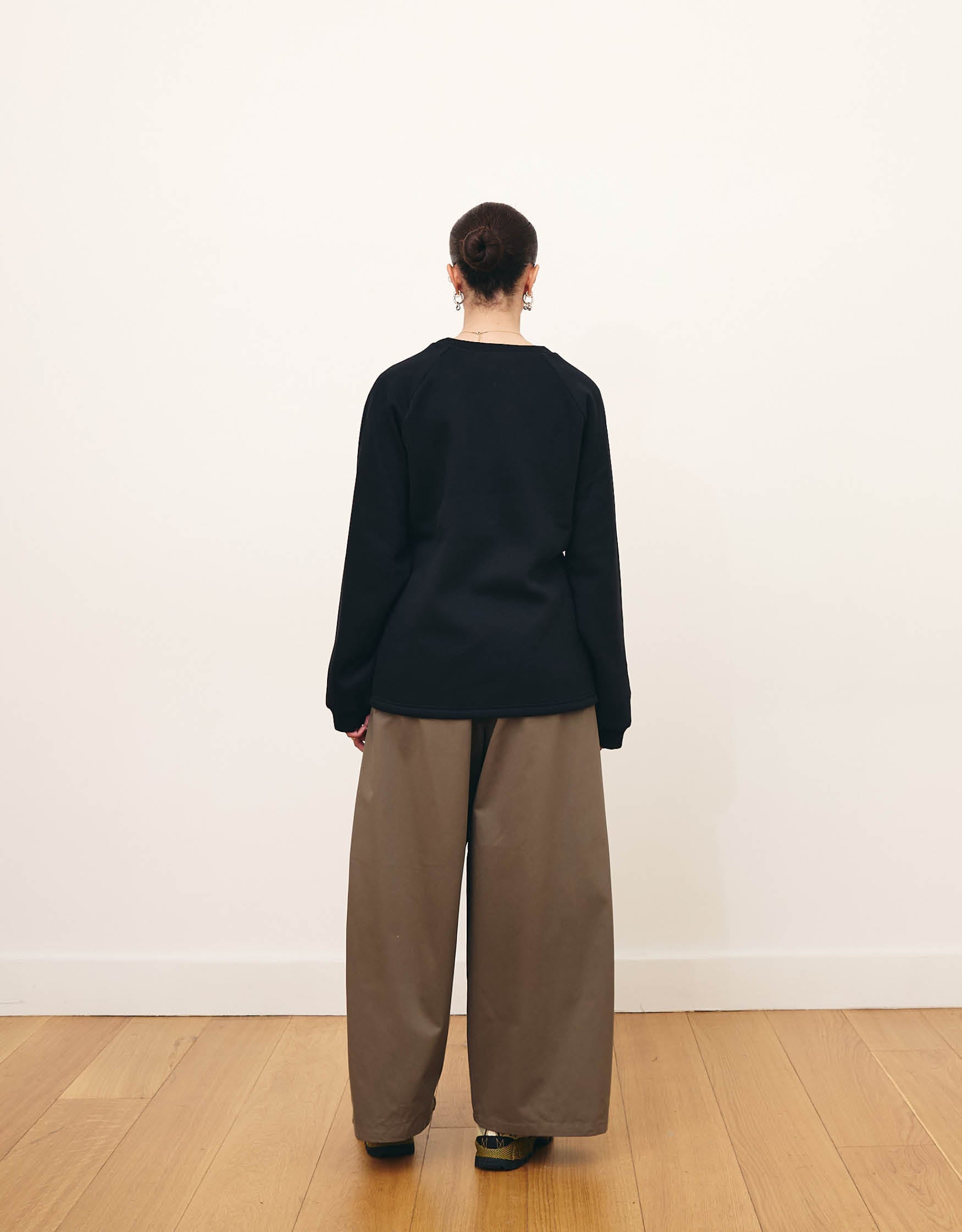 SWEATSHIRT CHAPTER 4 _ BLACK