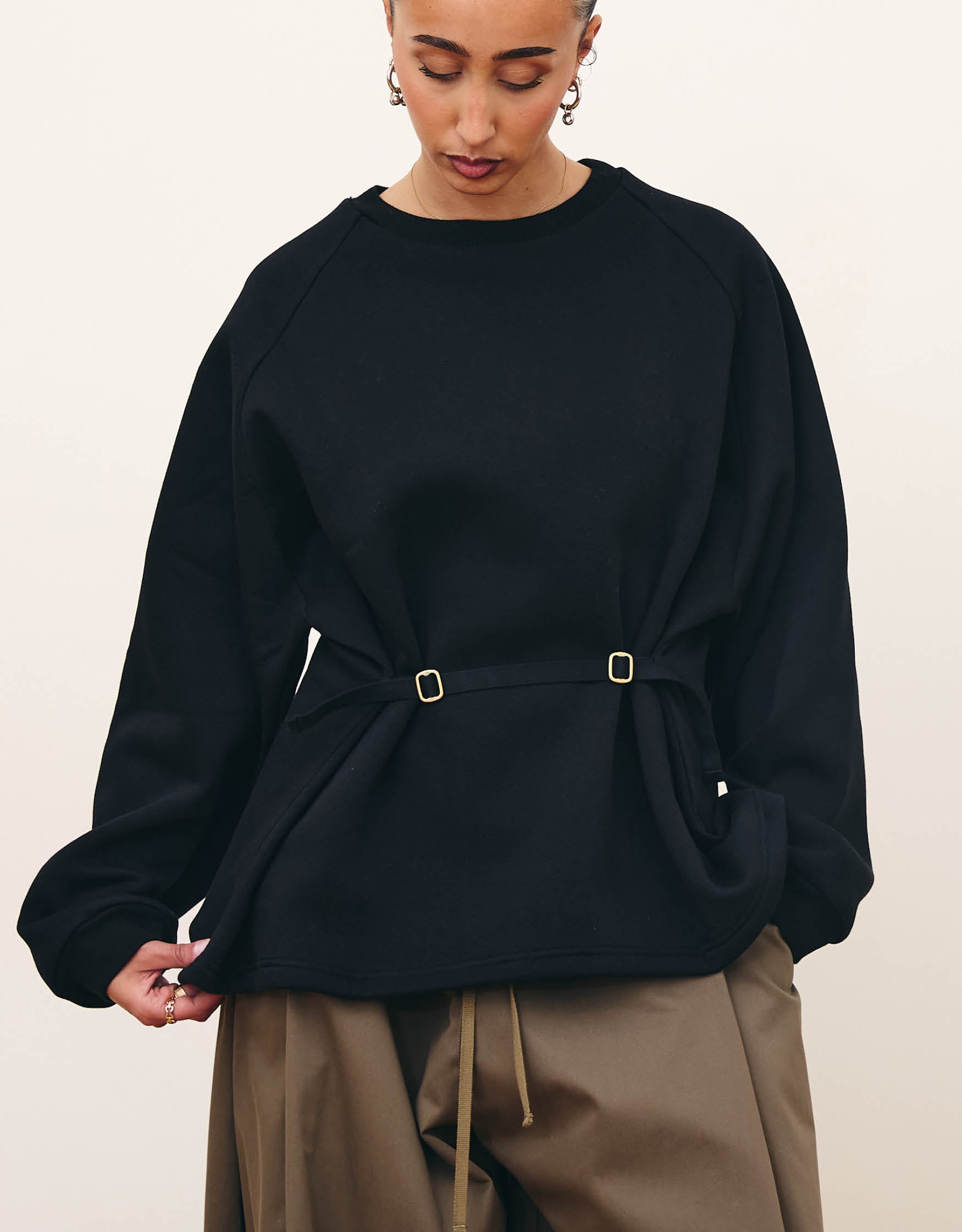 SWEATSHIRT CHAPITRE 4 _ NOIR