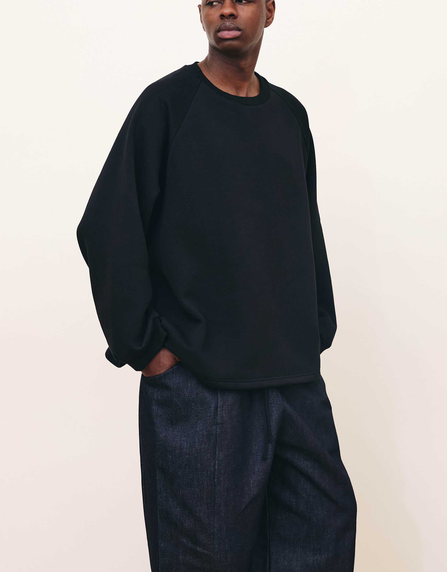 SWEATSHIRT CHAPTER 4 _ BLACK