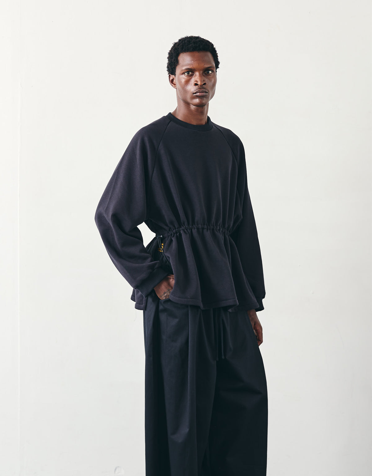 SWEATSHIRT CHAPTER 5 _ BLACK